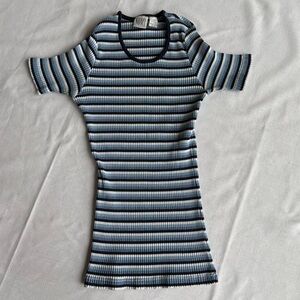Nomi Jana Vintage 90s/Y2K 100% Cotton Striped Blue Fitted Short Sleeve T-Shirt